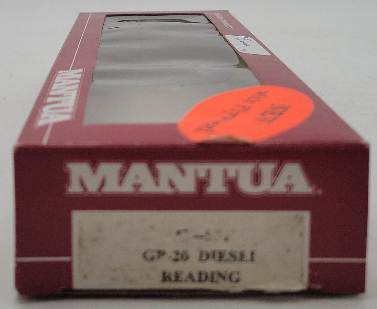 Mantua 424-521 HO Scale Reading GP-20 Diesel #5215 NIB