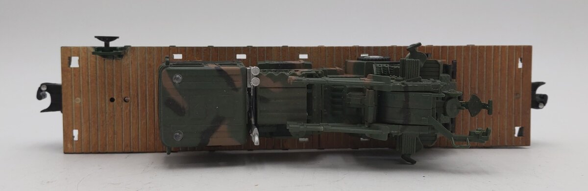 Menards 279-3479 O Gauge US Army Flatcar with Truck & Guns EX
