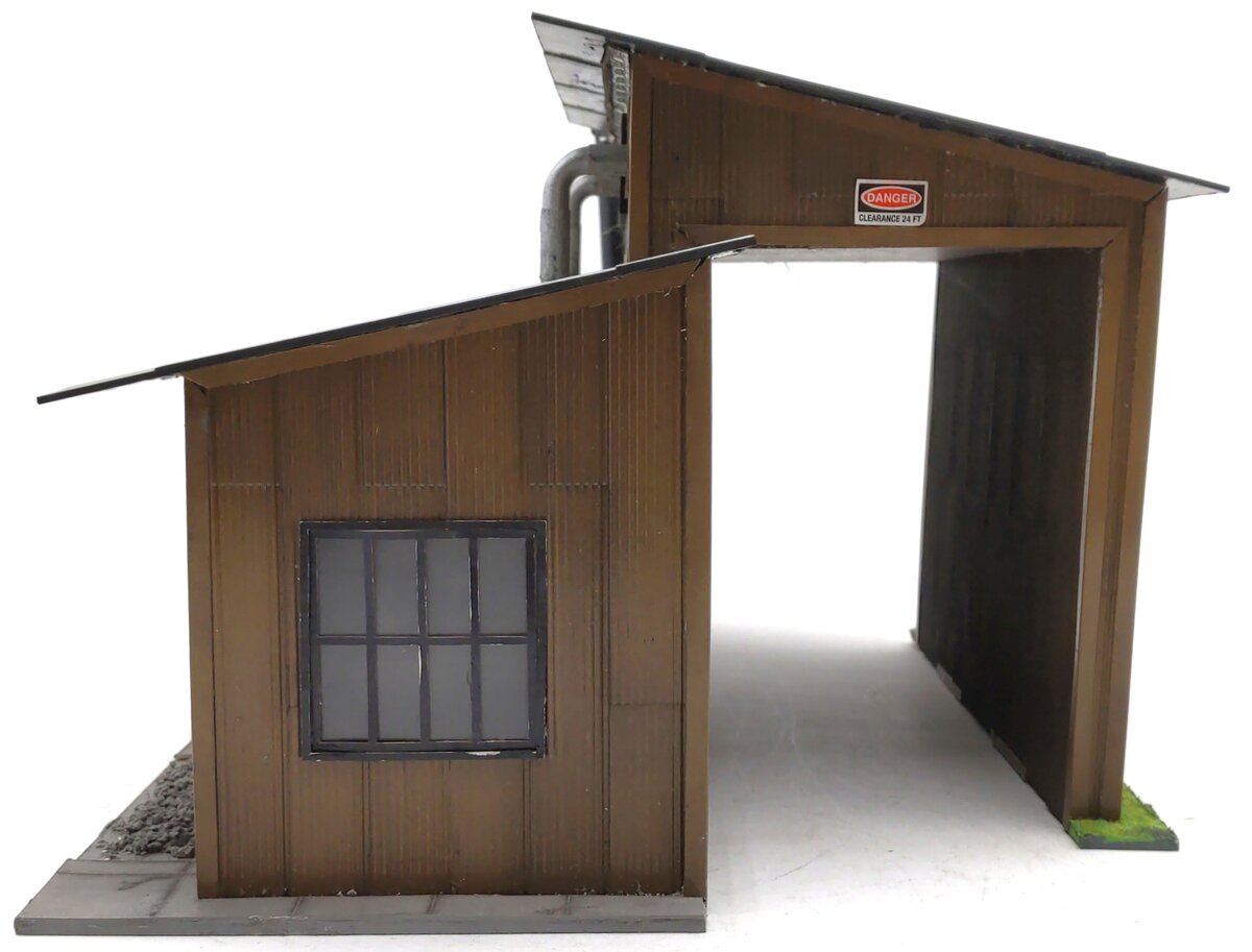 Menards 279-4452 O Gauge Trackside Multipurpose Building EX