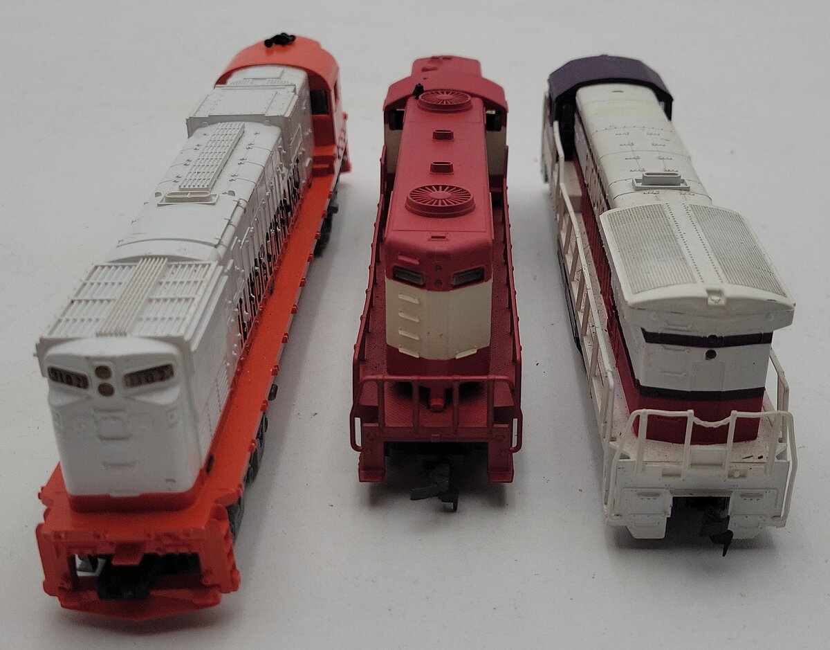 Bachmann & Other HO Assorted Diesel Locomotive #1102,923,4000 [3] EX