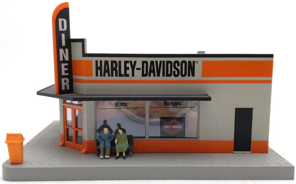 MTH 30-90266 O Assembled Harley Davidson Corner Store EX