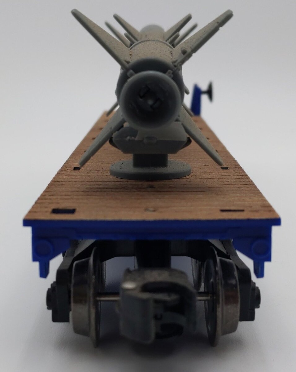 Menards 279-3479 O Gauge US Airforce Flatcar with Rockets EX