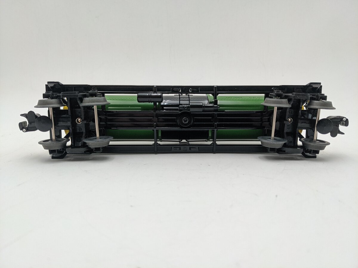 Lionel 6-82253 O Gauge John Deere Single Dome Tank Car EX