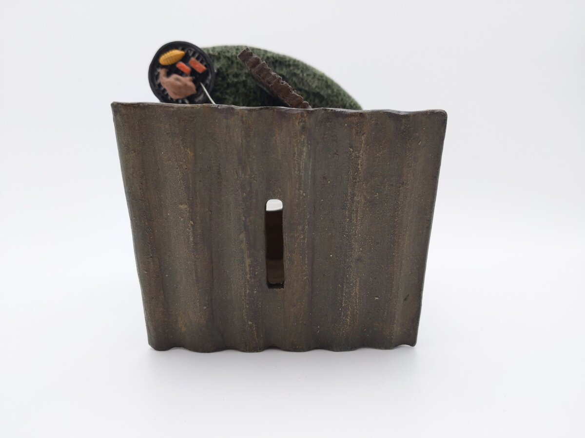Redneck Resort Outhouse Coin Bank EX