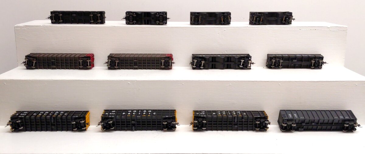 Walthers & Other HO Scale Assorted Freight Cars [12] VG