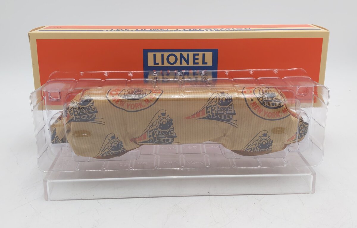 Lionel O Gauge Modern Flatcar #2411 with Pipes LN/Box