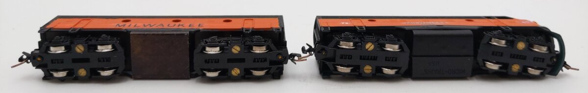 Micro-Trains Z Scale Milwaukee Road EMD F7 A/B Diesel Locomotive #721-Custom