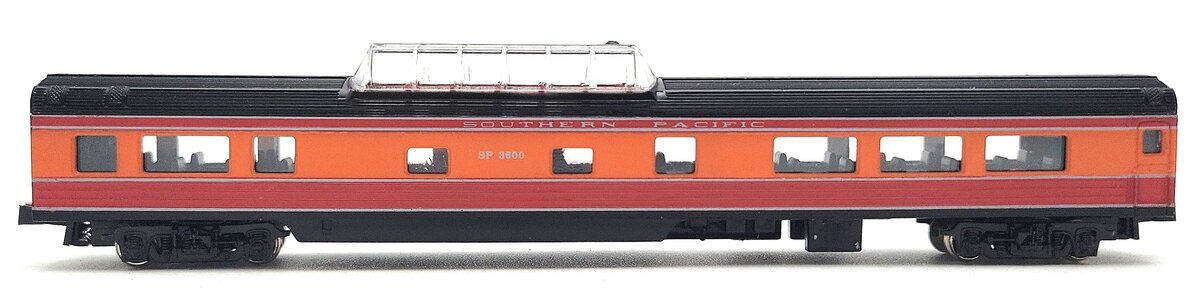 Con-Cor 0001-04061F N Scale Southern Pacific Daylight 85' Vista Dome Passenger LN/Box