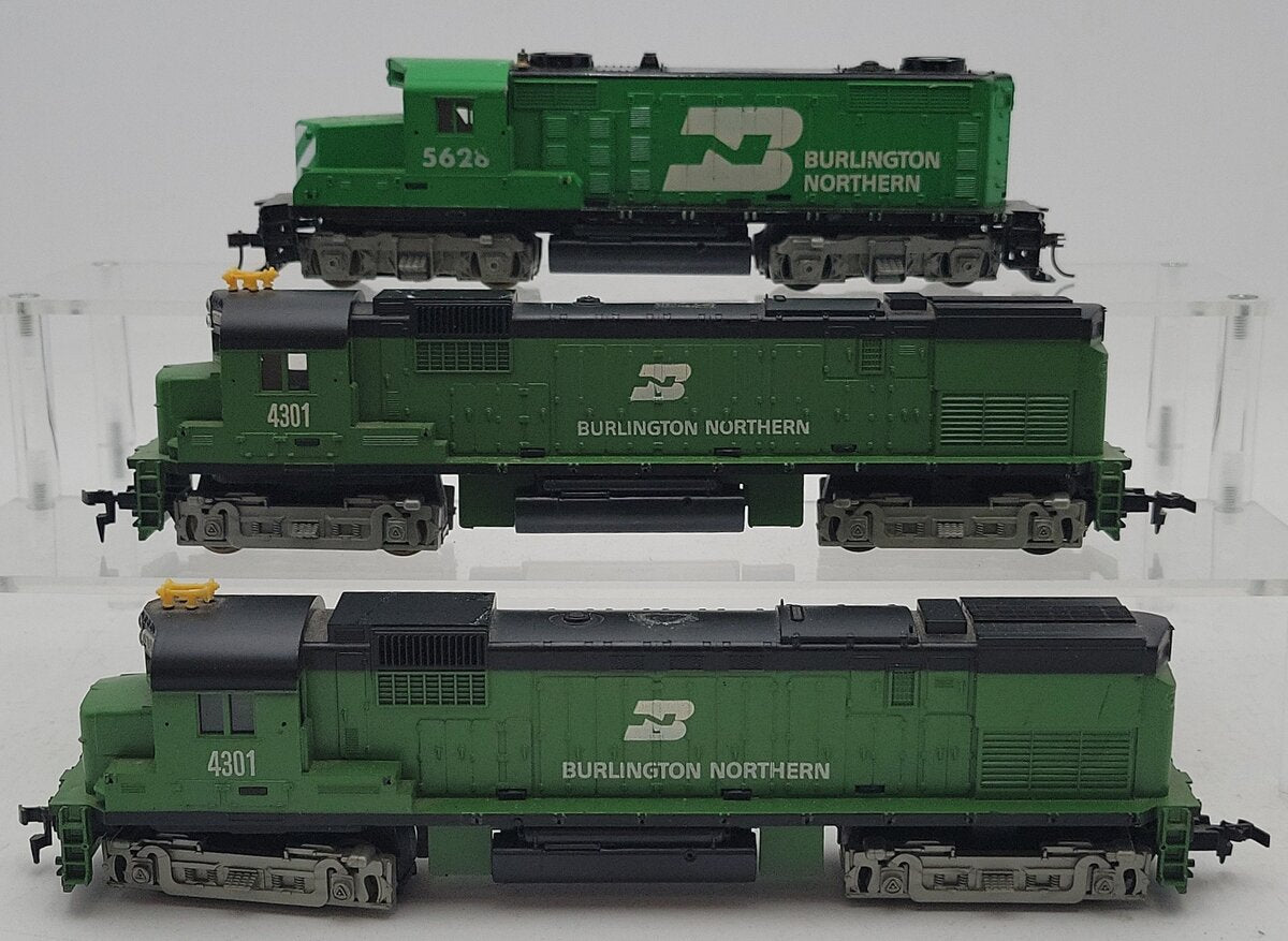Tyco HO Assorted Burlington Northern Diesel Locomotives #5628,4301,4301 [3] EX