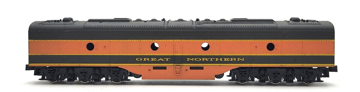 Con-Cor 0001-002767 N Scale Great Northern EM D E8 Dummy B Unit Diesel Loco LN/Box