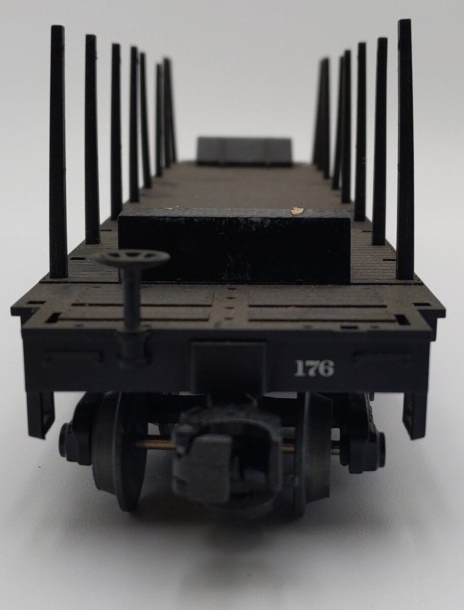 MTH 20-98101 O Gauge West Virginia Pulp and Paper Flatcar #176 EX