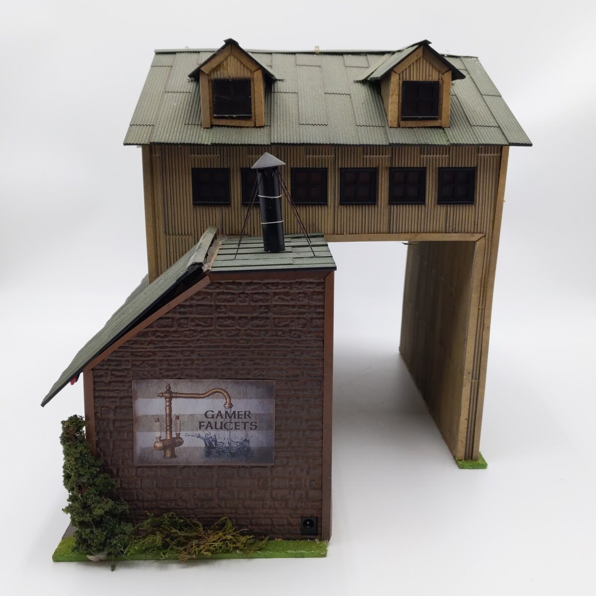 Menards 279-4428 O Scale Gamer & Thrones LED Lighted Pre-Built Building EX