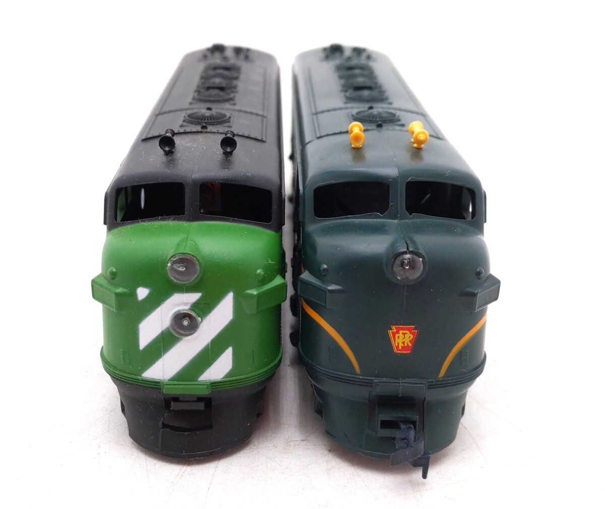 Mantua & Athearn HO Scale Diesel Locomotives [2] EX
