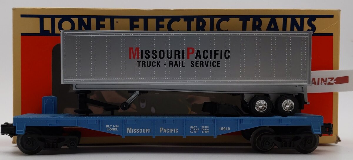 Lionel 6-16910 O Gauge Missouri Pacific Flatcar with Trailer VG/Box