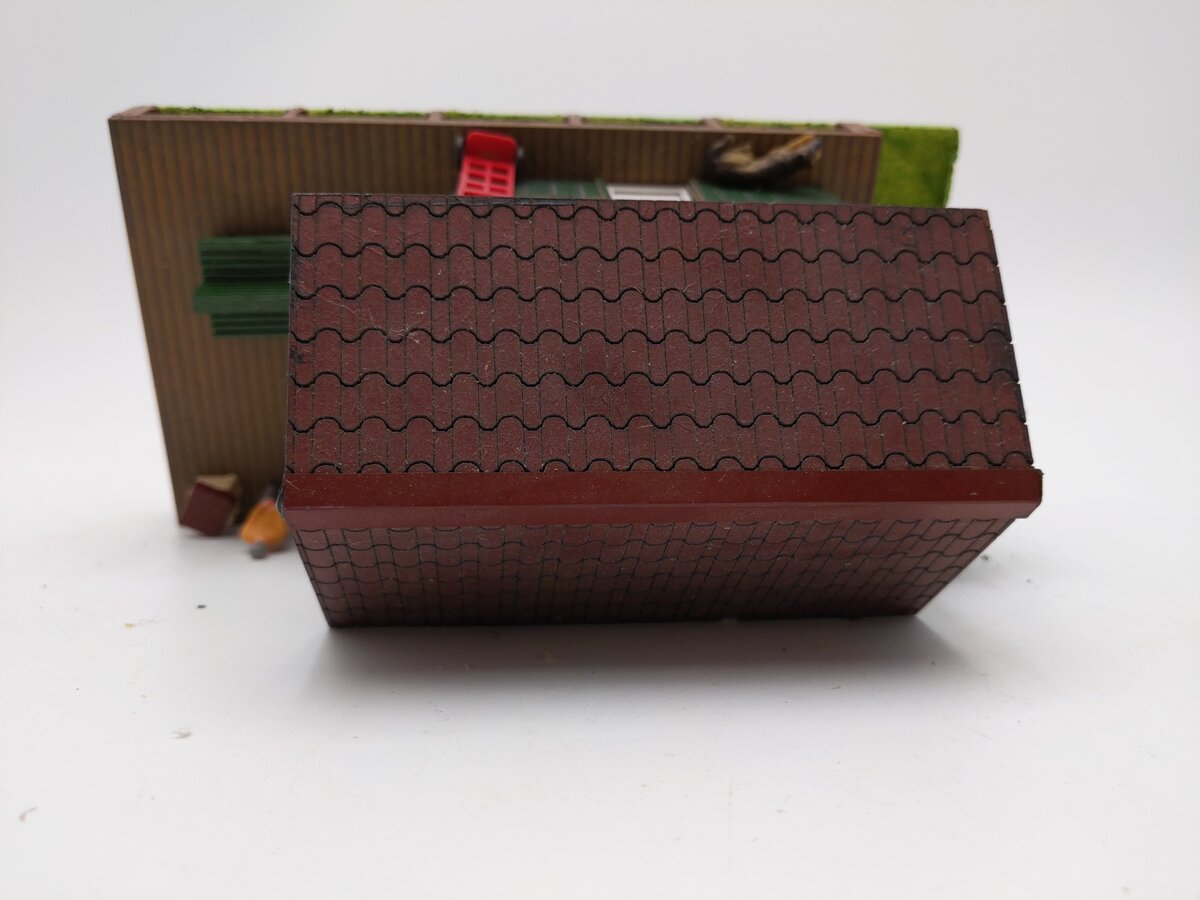Menards 279-5551 O Scale Melrose Park Train Station VG