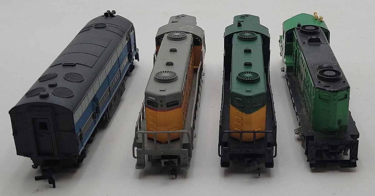 AHM & Other HO Assorted Diesel Locomotives [4] EX
