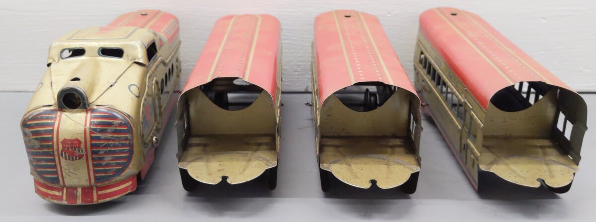 Marx M-10005 Vintage O Union Pacific Streamliner w/ 3 Passenger Cars VG