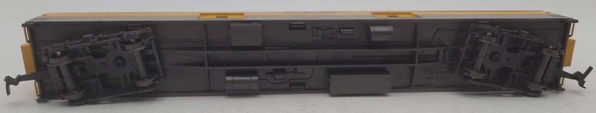 AHM 6407 HO Scale Railway Express Agency Passenger Car #1520 EX/Box