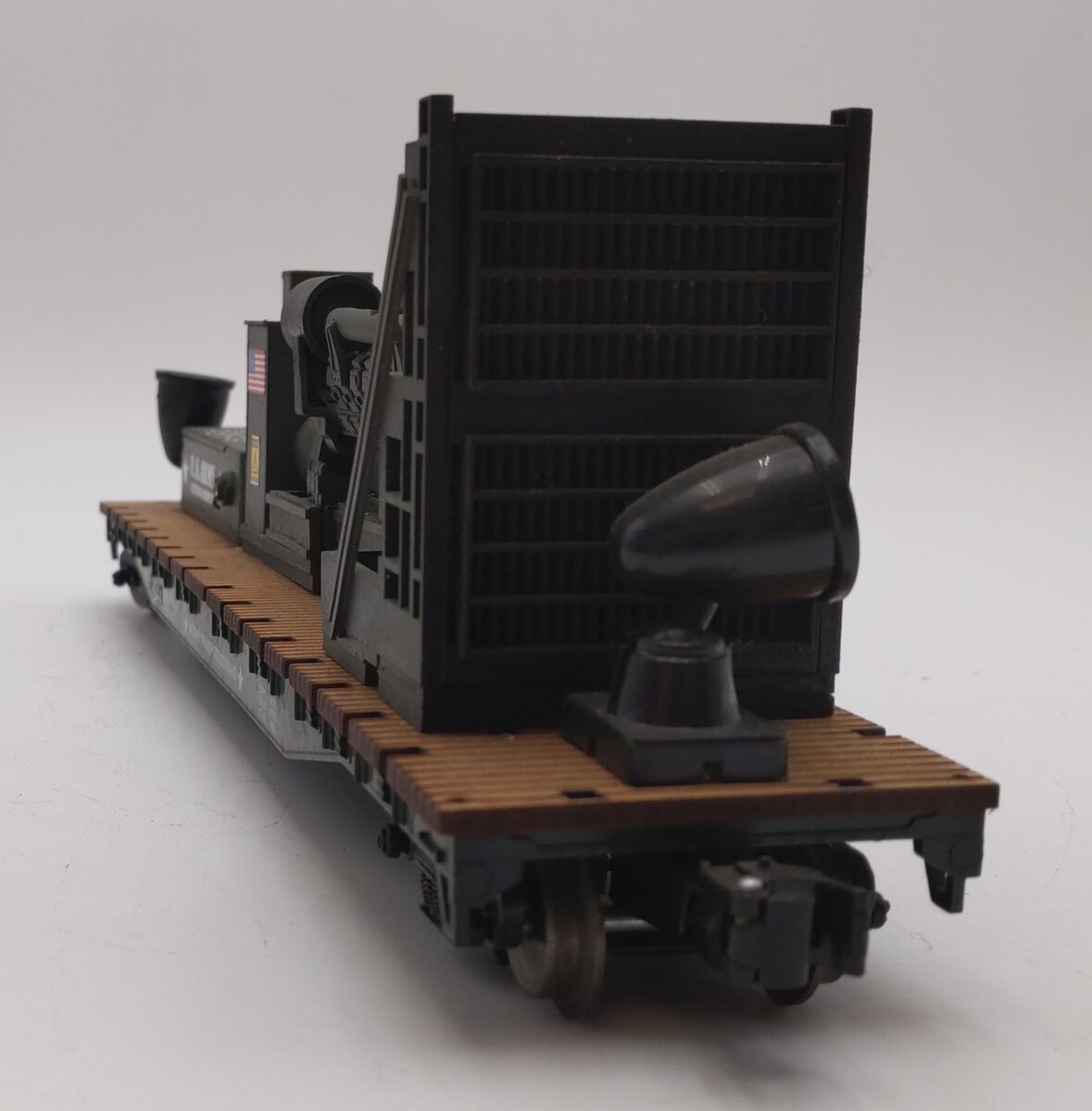 Menards 279-3382 O Gauge U.S. Army Electrical Engineers Flatcar #05044 EX