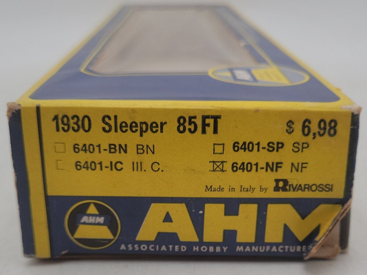 AHM 6401-NF HO Scale Undecorated Passenger Car EX/Box