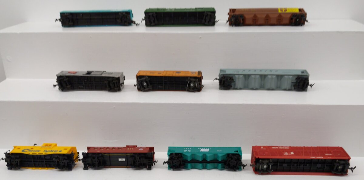 Tyco & Other HO Assorted Freight Cars [10] VG