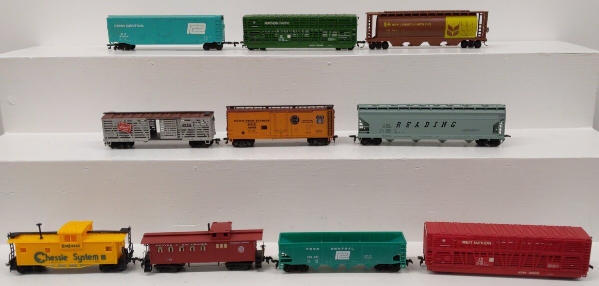 Tyco & Other HO Assorted Freight Cars [10] VG