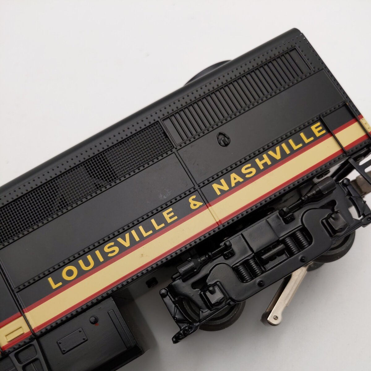 Williams 20904 O Louisville & Nashville Alco FA1 3-Rail Diesel Locomotive #336 LN