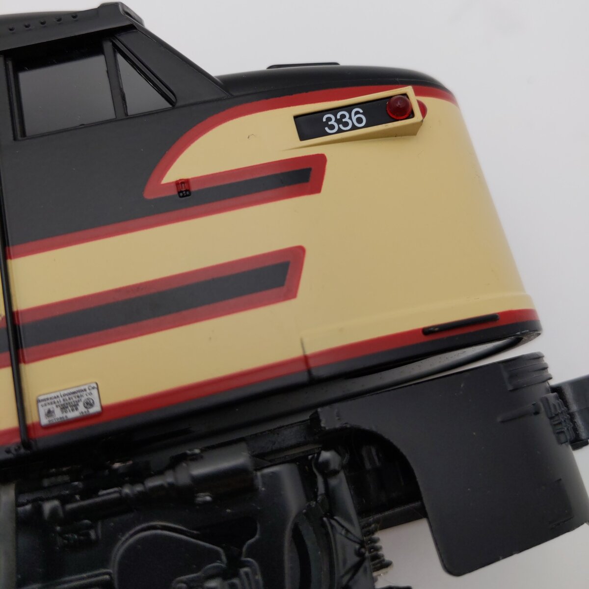 Williams 20904 O Louisville & Nashville Alco FA1 3-Rail Diesel Locomotive #336 LN