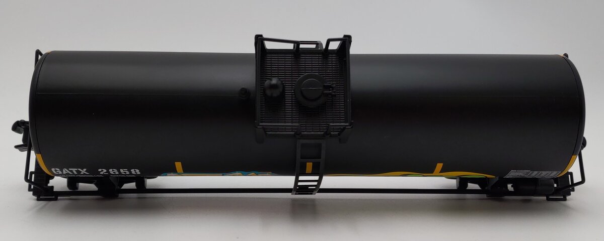 Lionel 2343041 O GATX Graffiti Unibody Tank Car #2658