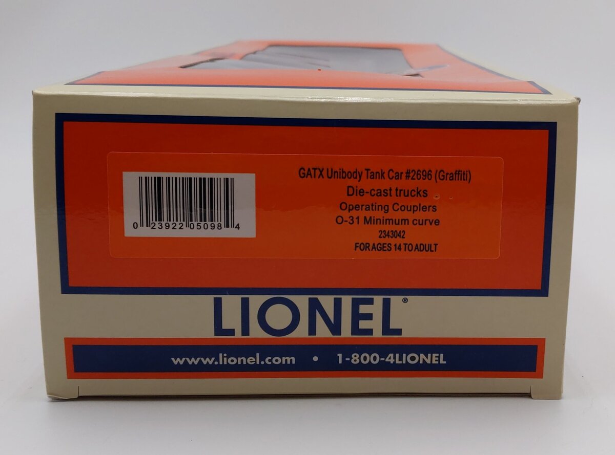 Lionel 2343042 O GATX Graffiti Unibody Tank Car #2696