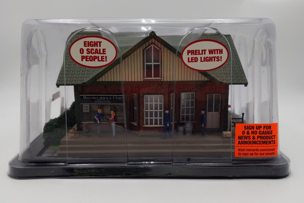 Menards 279-4436 O Scale Menardsville Station LN/Box