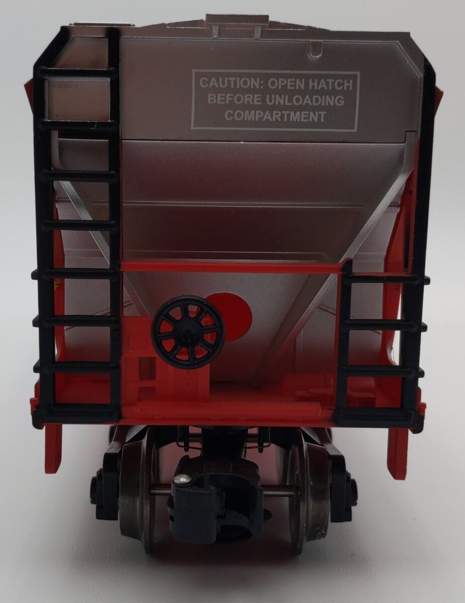 Menards 275-9368 O Gauge Santa Fe Warbonnet Smooth-Sided Hopper #6037 EX