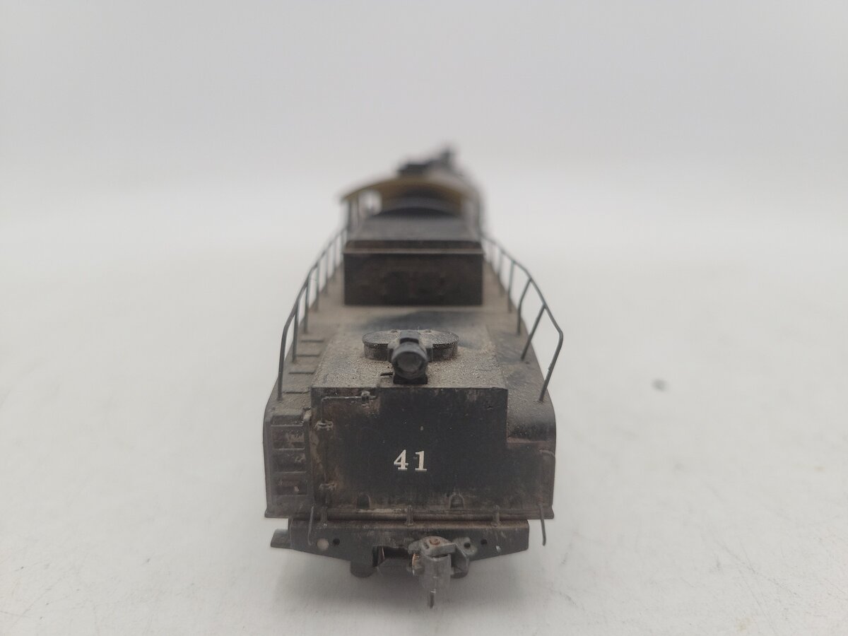 Bachmann HO Scale CUSTOM 2-8-2 Bison Belt Steam Locomotive & Tender #41
