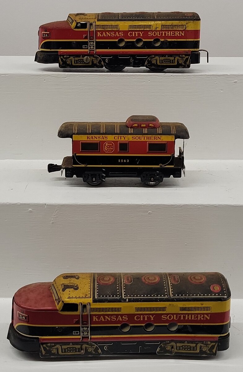 Marx 54 Vintage O Kansas City Southern Tinplate AB Diesel Set W/Caboose VG