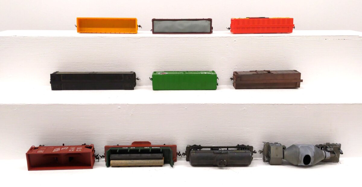 Athearn & Other HO Scale Assorted Freight Cars [10] VG