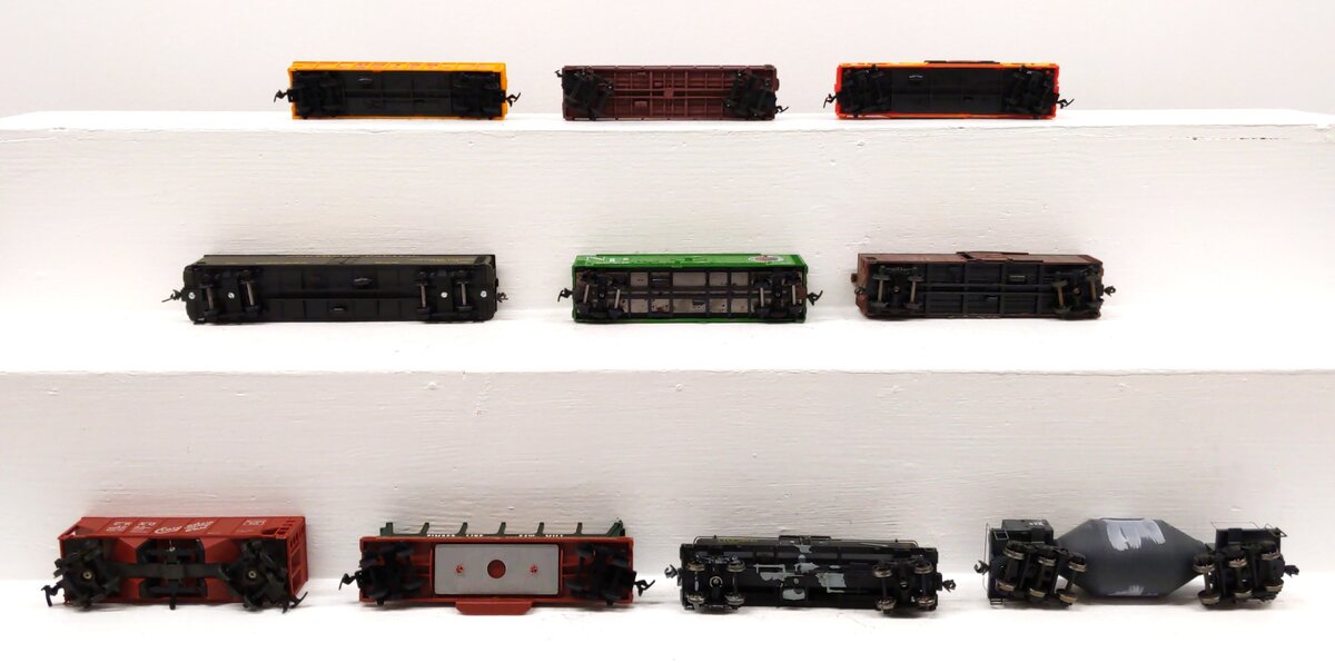Athearn & Other HO Scale Assorted Freight Cars [10] VG