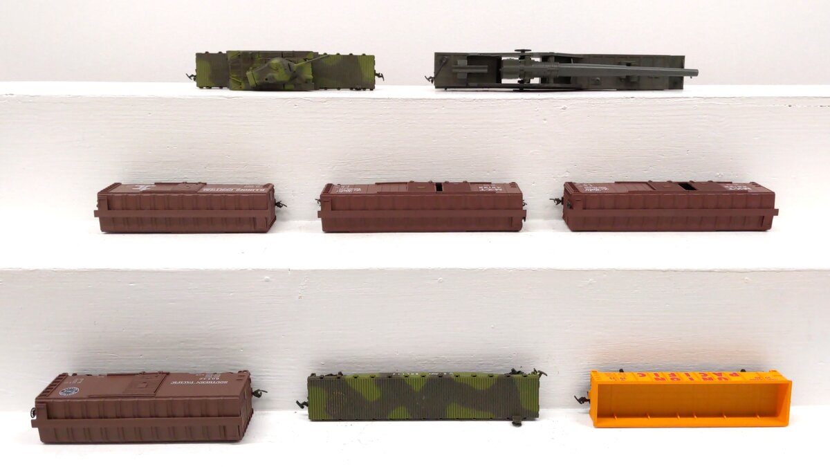 Athearn & Other HO Scale Assorted Freight Cars [8] EX