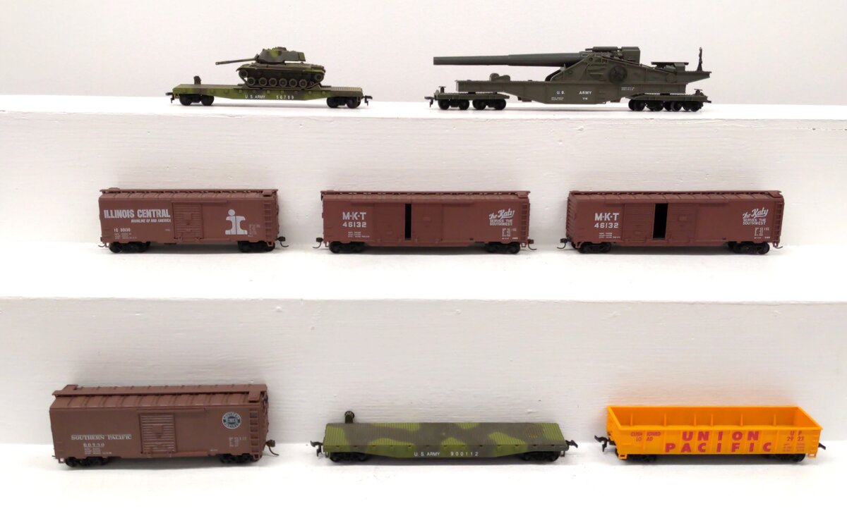 Athearn & Other HO Scale Assorted Freight Cars [8] EX