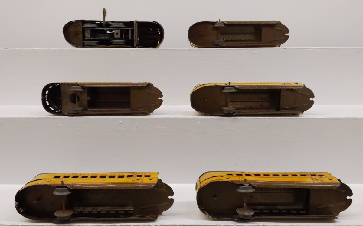 Marx M10005 O Gauge Prewar Union Pacific Stream Line Passenger Train Set