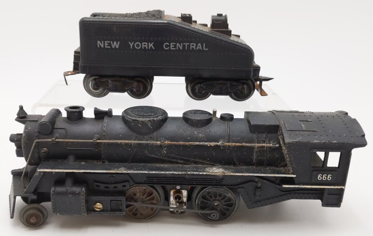 Marx 666 Vintage O 2-4-2 Diecast Steam Locomotive & New York Central Tender