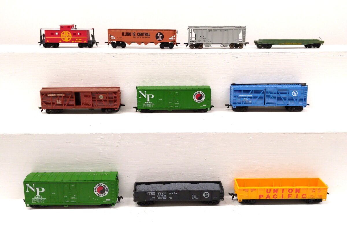 Atlas & Other HO Scale Assorted Freight Cars [10] VG
