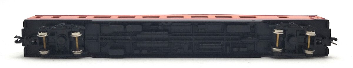 Con-Cor 140016 N Southern Pacific Daylight 85' Streamlined Smoothside Coach Car EX/Box