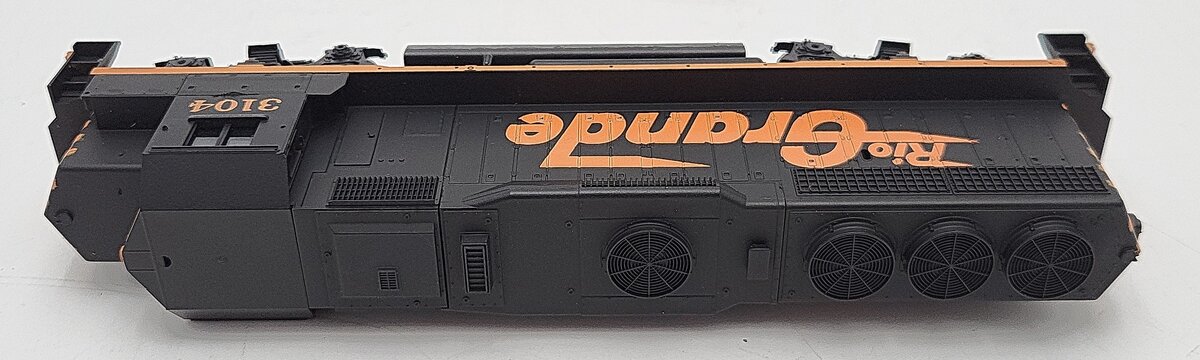 Athearn 4705 HO Scale Rio Grande GP40-2 Powered Diesel Locomotive #3104 EX/Box
