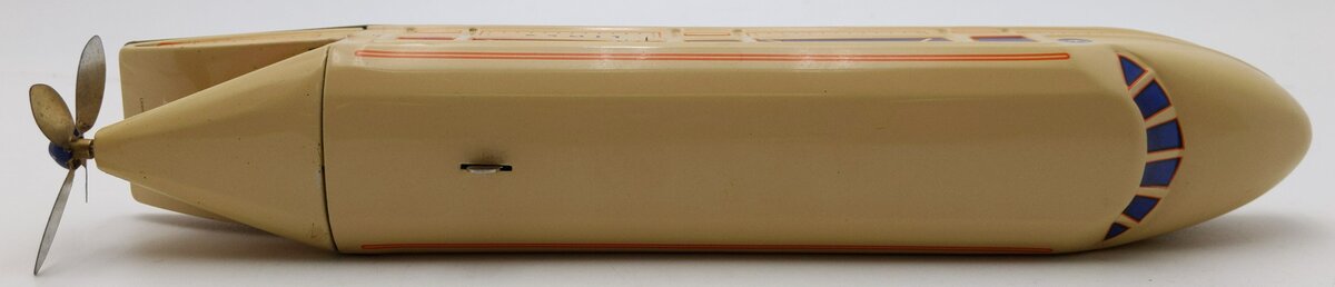 Lionel 6-21060 O Gauge Schylling Wind-Up Rail Zeppelin w/ Propeller EX