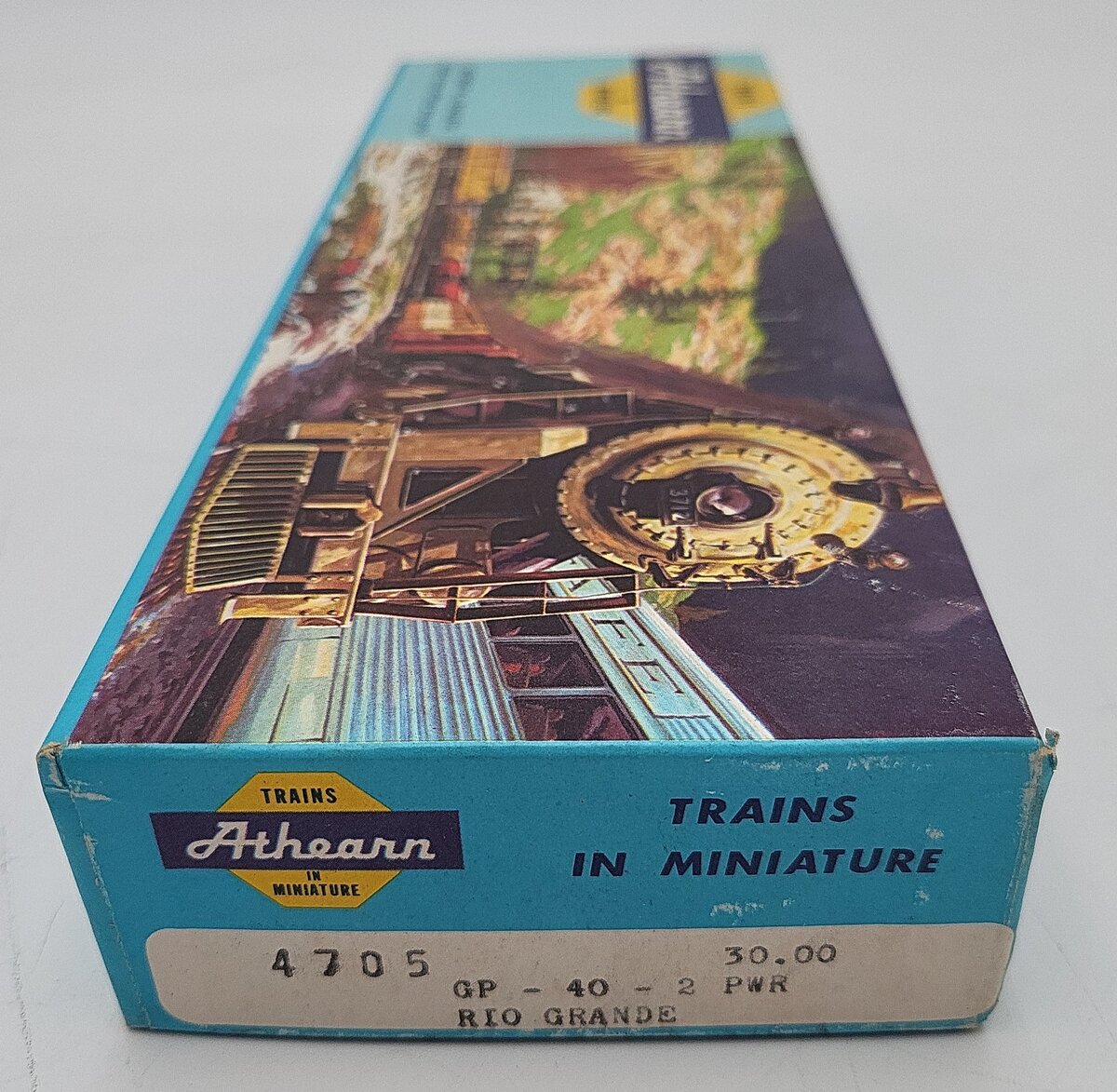 Athearn 4705 HO Scale Rio Grande GP40-2 Powered Diesel Locomotive #3104 EX/Box