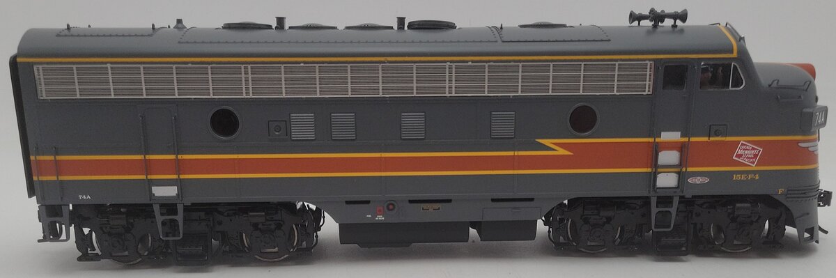 Atlas 30124006 O Scale Milwaukee Road F7A Diesel Locomotive #74A (2-Rail) EX/Box