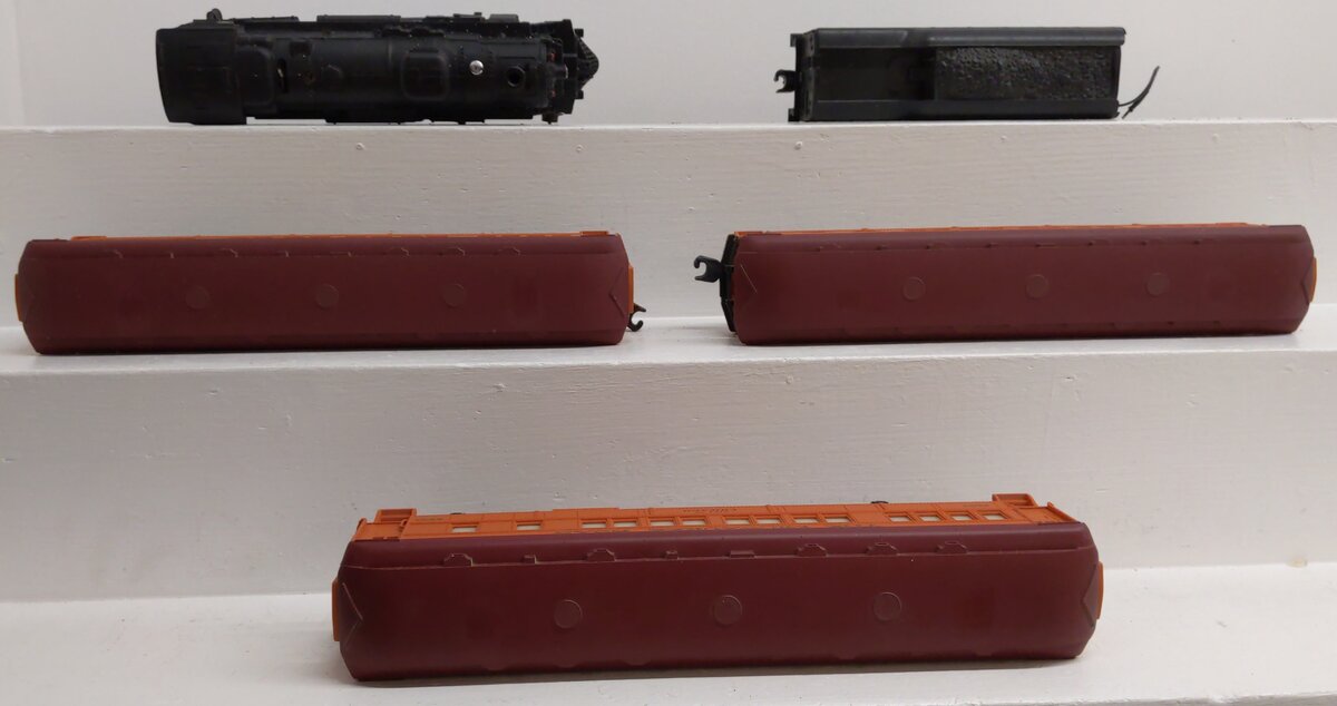 Lionel 6-1387 O Gauge Milwaukee Road Passenger Train Set EX