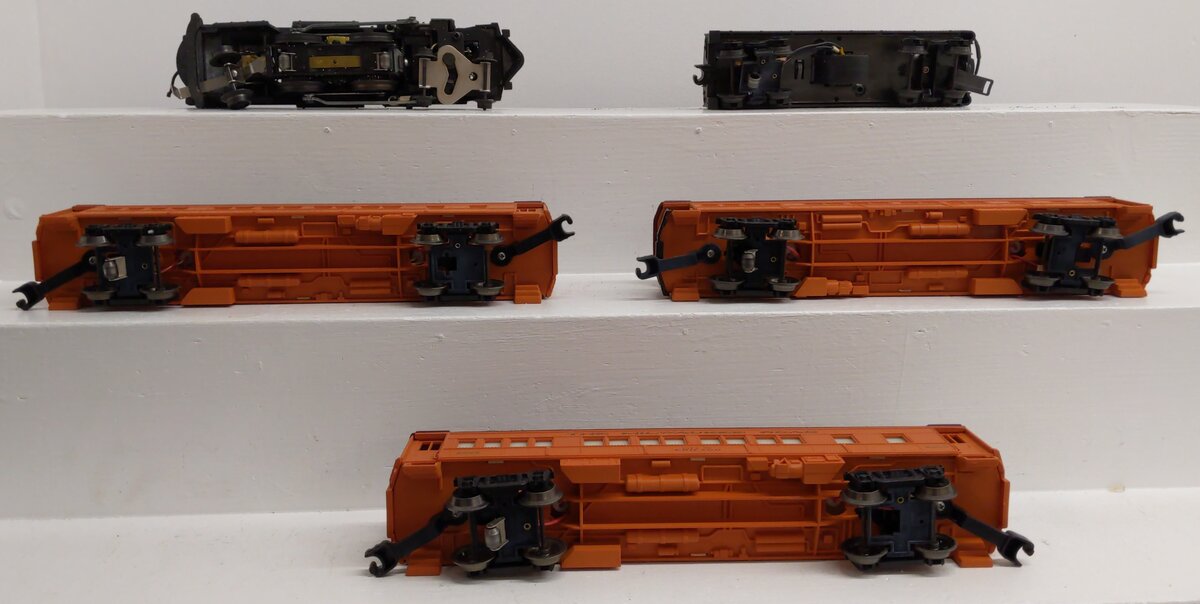 Lionel 6-1387 O Gauge Milwaukee Road Passenger Train Set EX