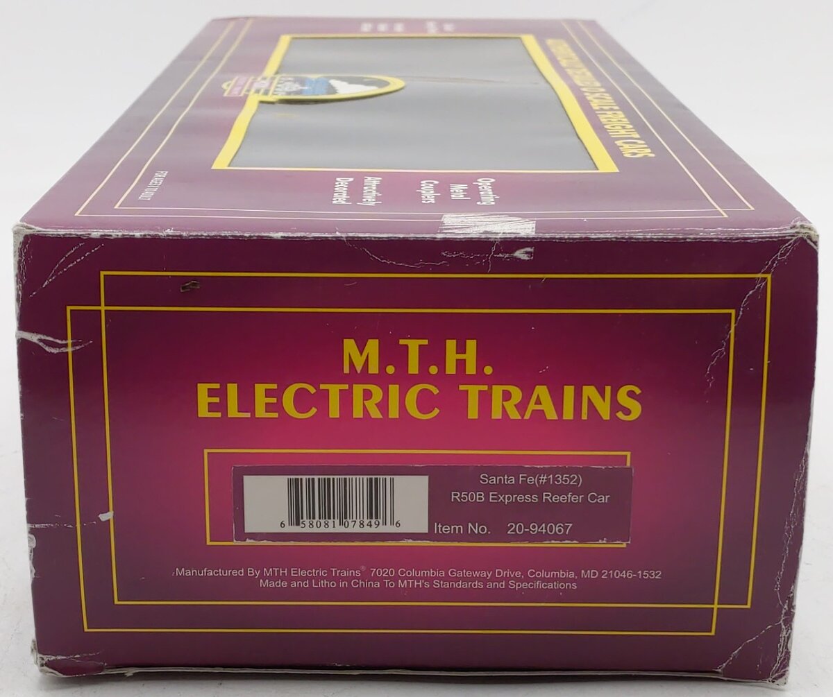 MTH 20-94067 O Gauge Santa Fe R50B REA Refrigerator Car #1352 EX/Box