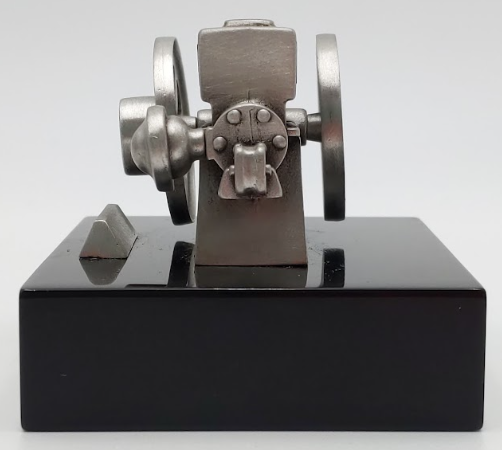 SpecCast Pewter Cummins Hvid Thermoil Motor Desktop Replica EX/Box